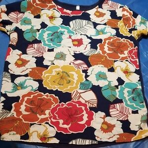 Vibrant Floral Short Sleeve Tee - Multicolor